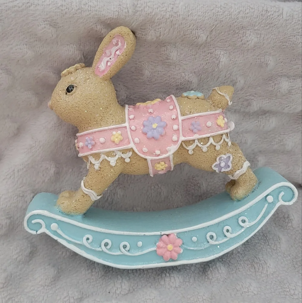 Pastel Rocking Bunny - Picture 2 of 7